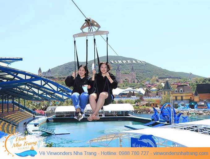 tro-choi-tuot-cap-zipline-vinwonders-nha-trang